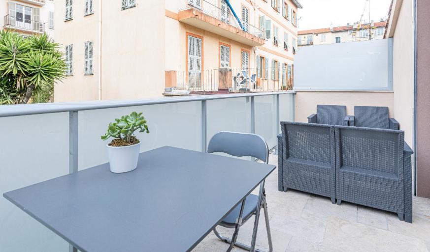 Studio Cozy Avec Terrasse N12 Nice Exterior photo